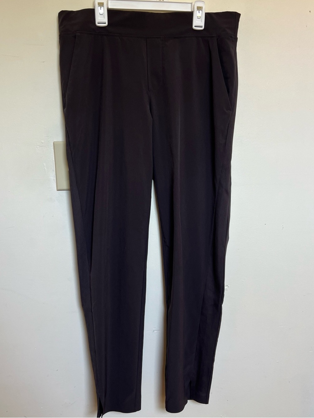 Athleta Women's Dark Grey Slim Tapered Active Pants Trouser Brooklyn